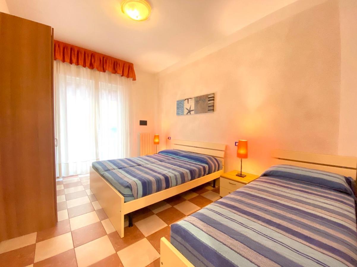 Appartamenti Adriana Carraro Immobiliare - Family Apartments Lido di Jesolo Exterior photo